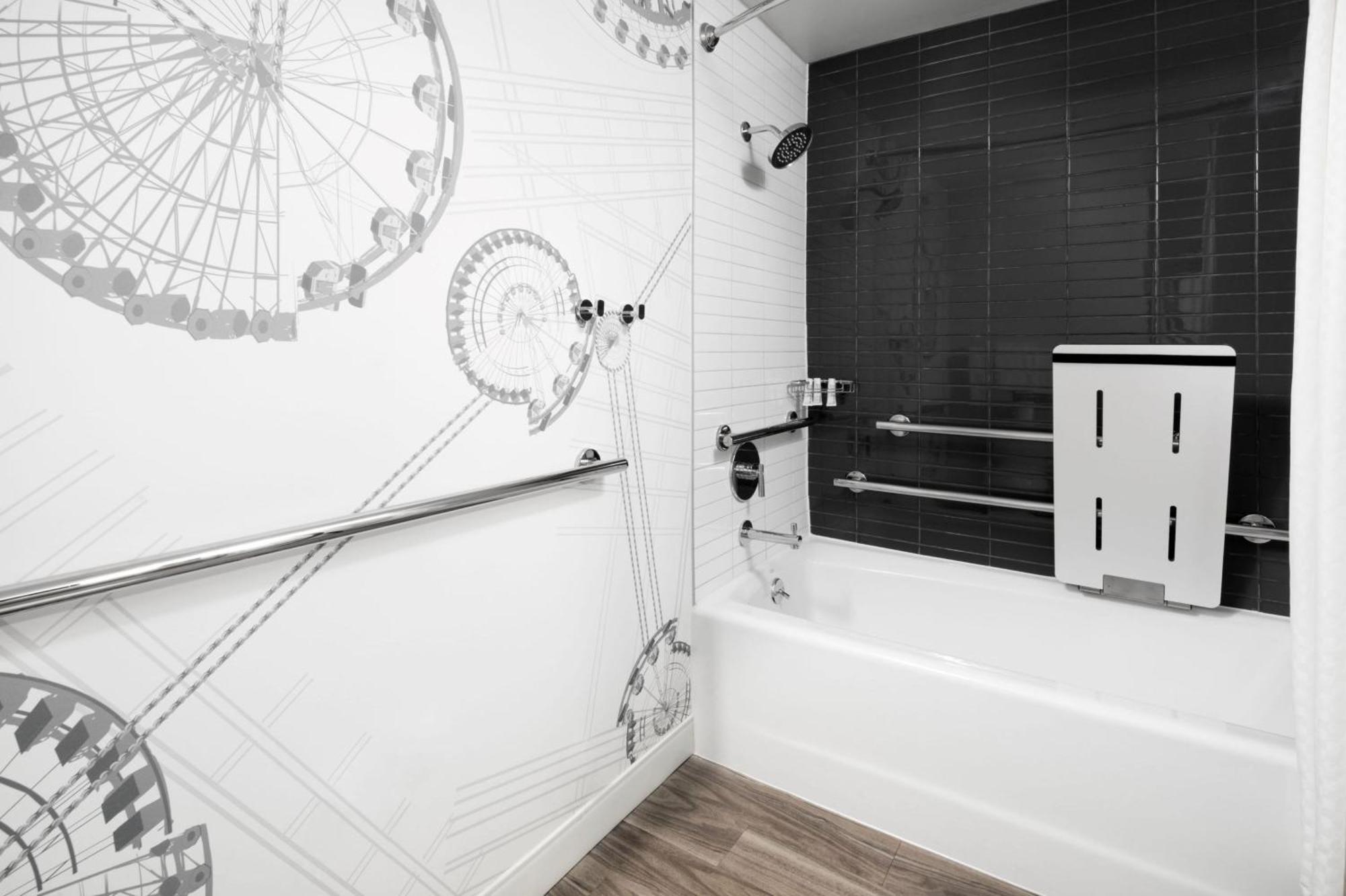 Le Meridien Chicago - Oakbrook Center 4*