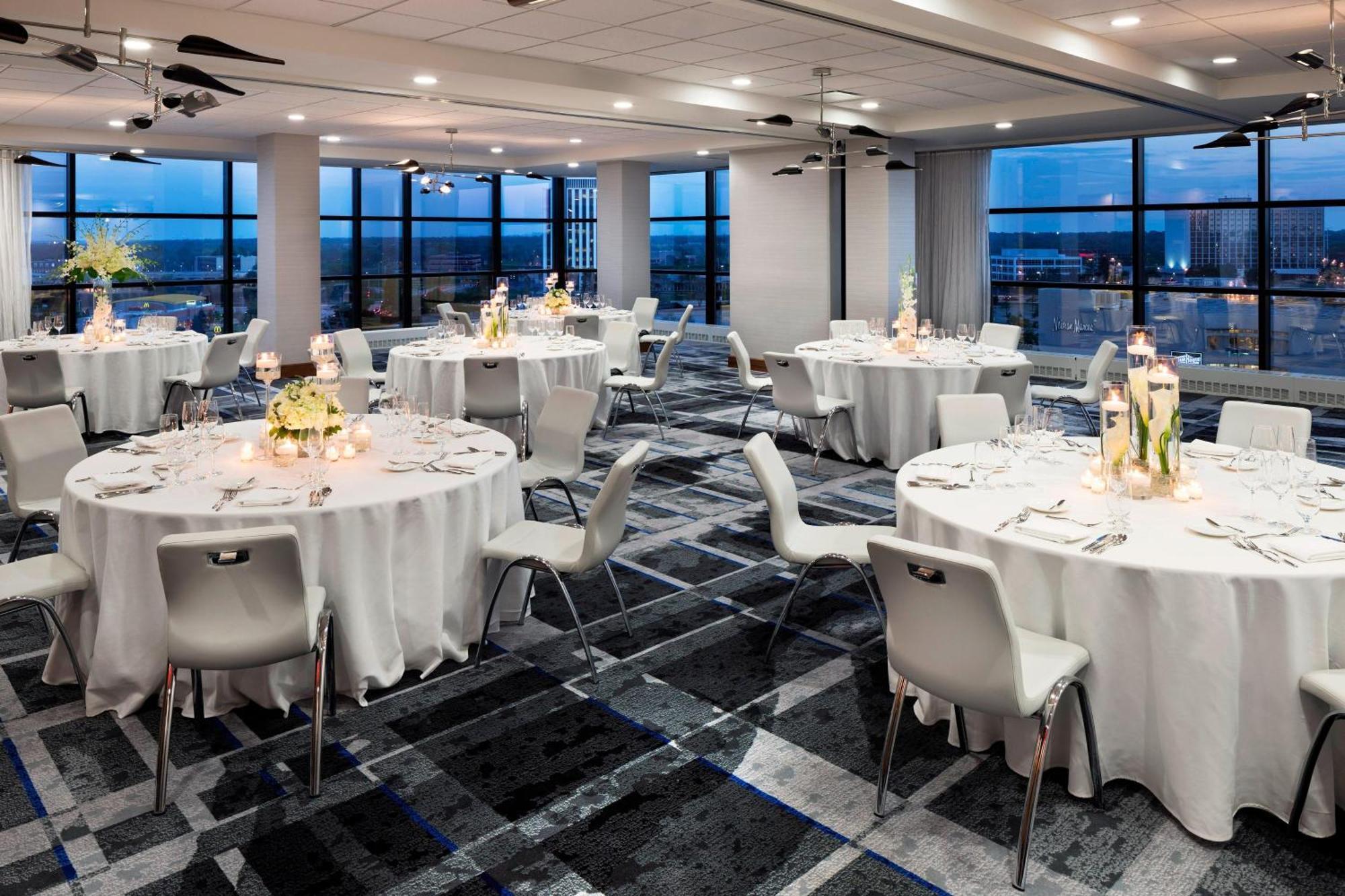 Hotel Le Meridien Chicago - Oakbrook Center Oak Brook