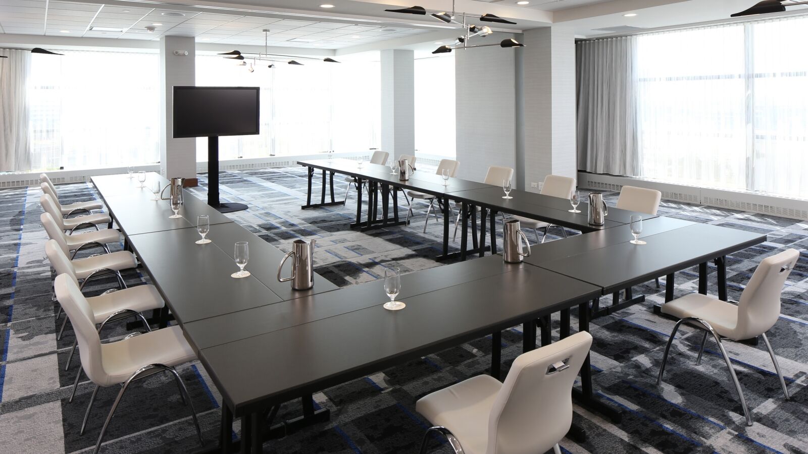 Le Meridien Chicago - Oakbrook Center Hotel 4*