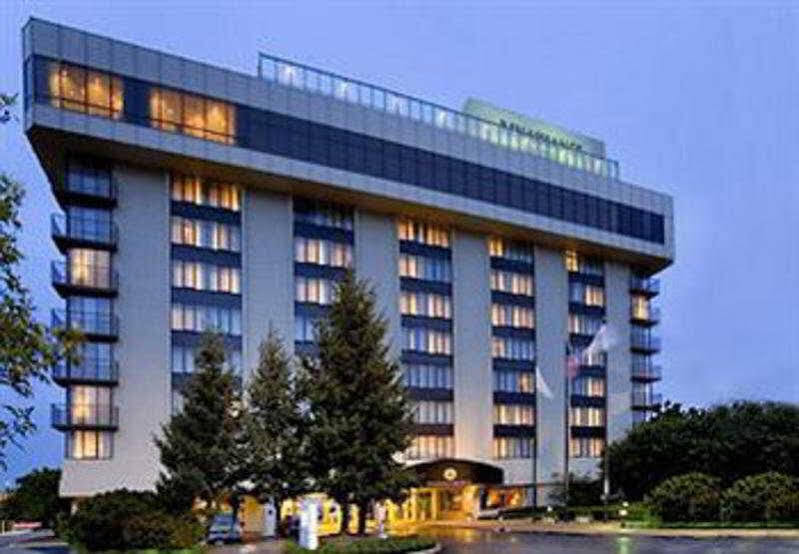 Le Meridien Chicago - Oakbrook Center Hotel